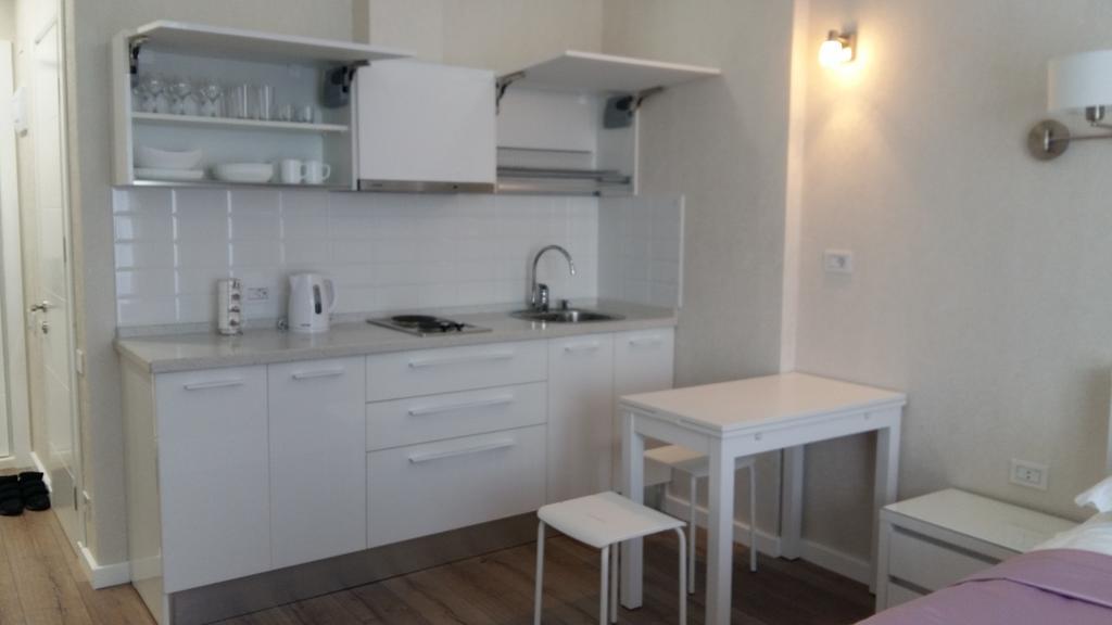 Orbi Sea Tower Apartment Ilona Батуми Екстериор снимка